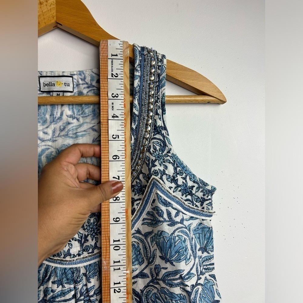 Bella tu Linen Mid dress Blue Floral Boho Embellished Neck Sleeveless Shift Sz M - Picture 13 of 15